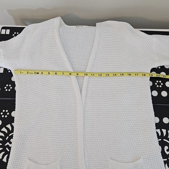Marine Layer Catalina Knit Cardigan in Ivory Milk | Women's Small | MINOR FLAWS - Picture 11 of 16